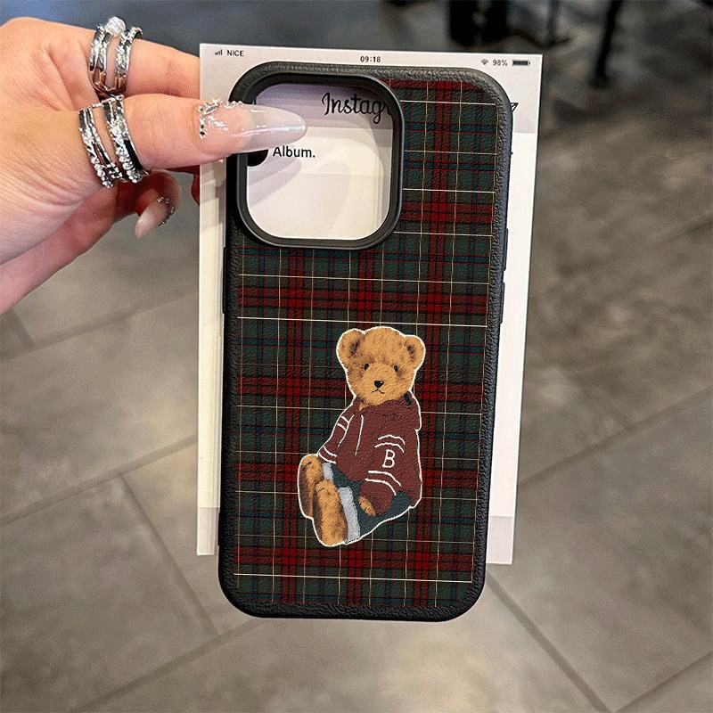 Coque Souple pour iPhone 17 16 - Leatherwork Drawing avis et prix